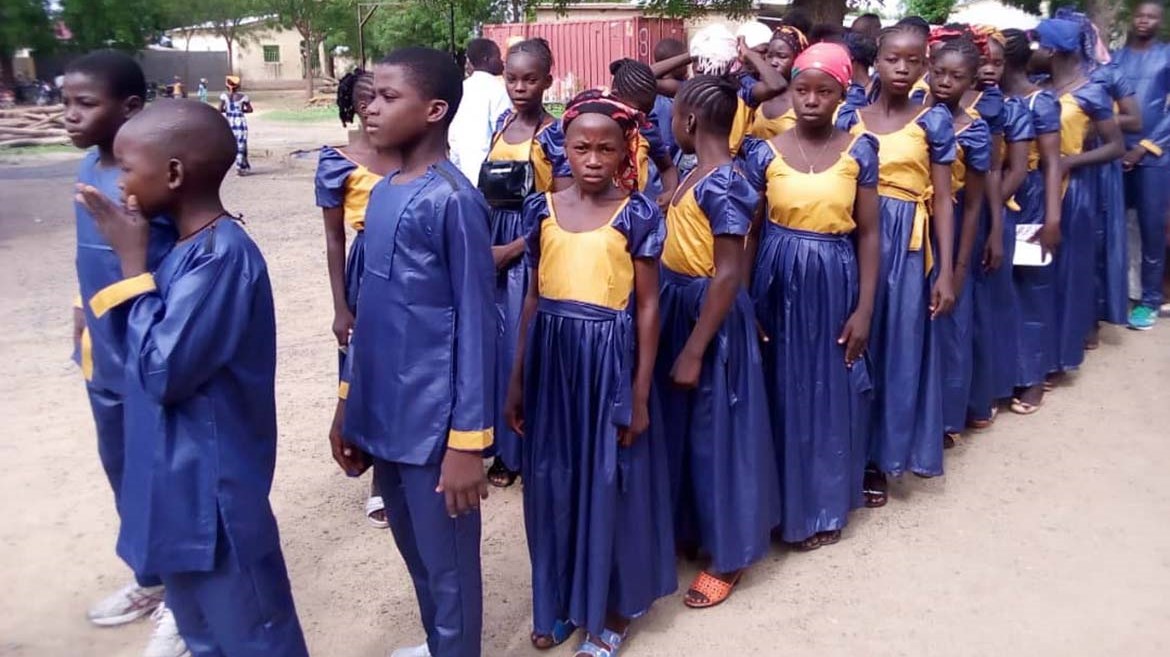 Formazione dei chierichetti nella parrocchia di Salak, Camerun