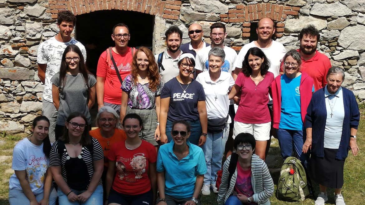 Giornata di riflessione e di amicizia dei giovani, all'Alpe - Limonetto.